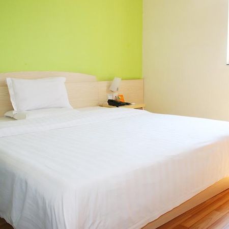 7Days Inn Dalian Gangwan Square Station Port Esterno foto