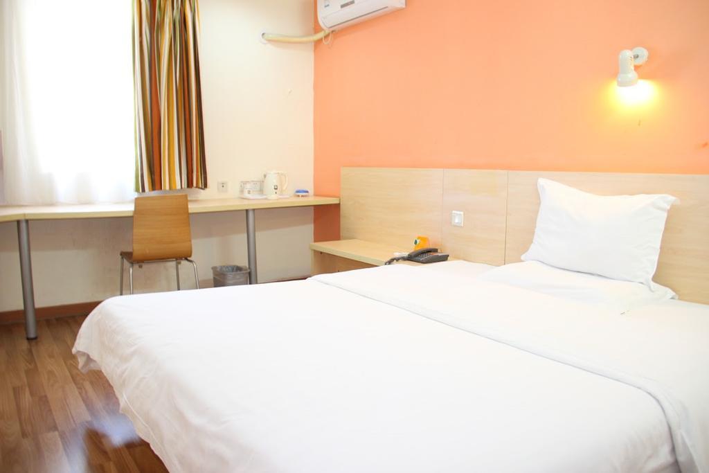 7Days Inn Dalian Gangwan Square Station Port Esterno foto