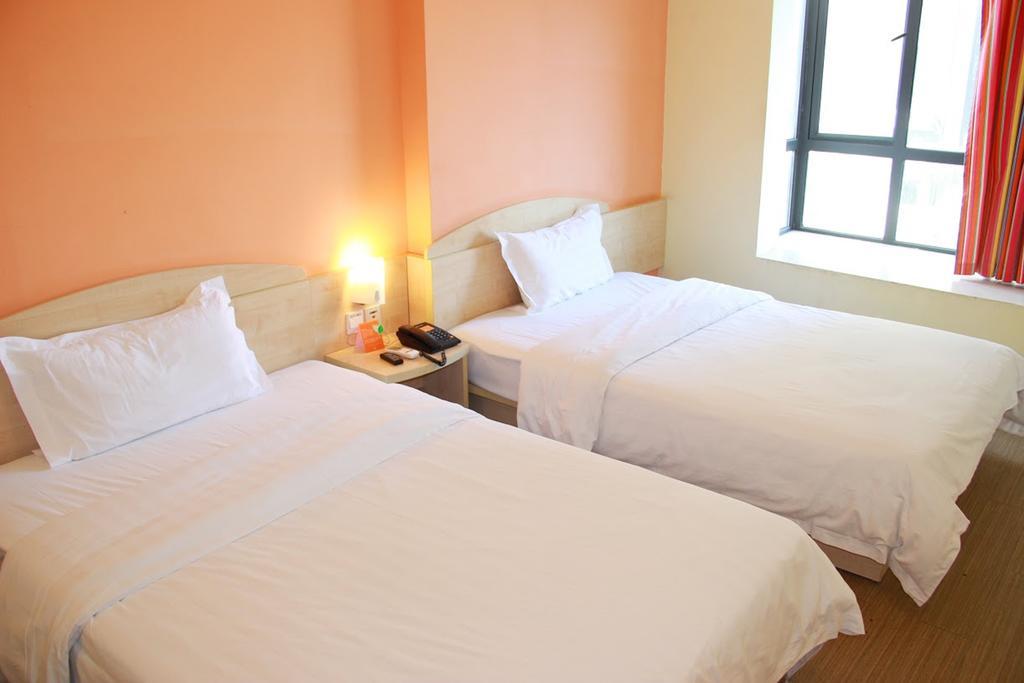 7Days Inn Dalian Gangwan Square Station Port Esterno foto