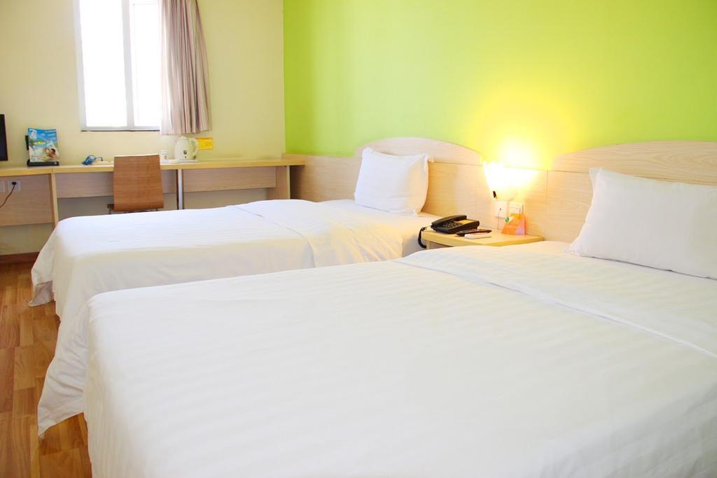 7Days Inn Dalian Gangwan Square Station Port Esterno foto